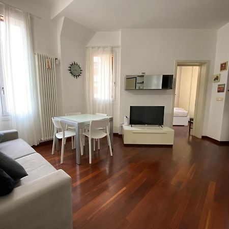 Avantgard Rooms Western Station Bolonia Exterior foto