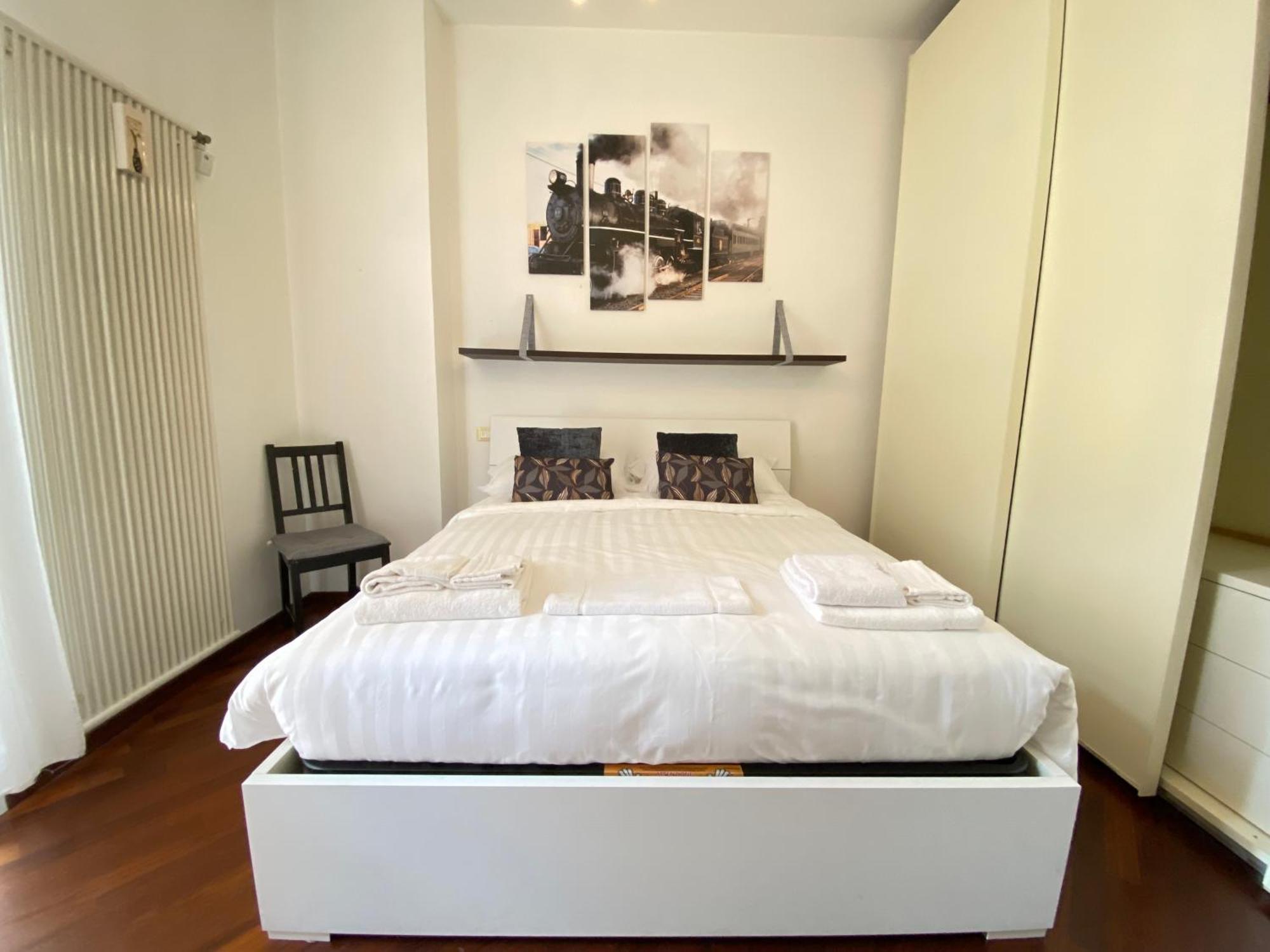 Avantgard Rooms Western Station Bolonia Exterior foto