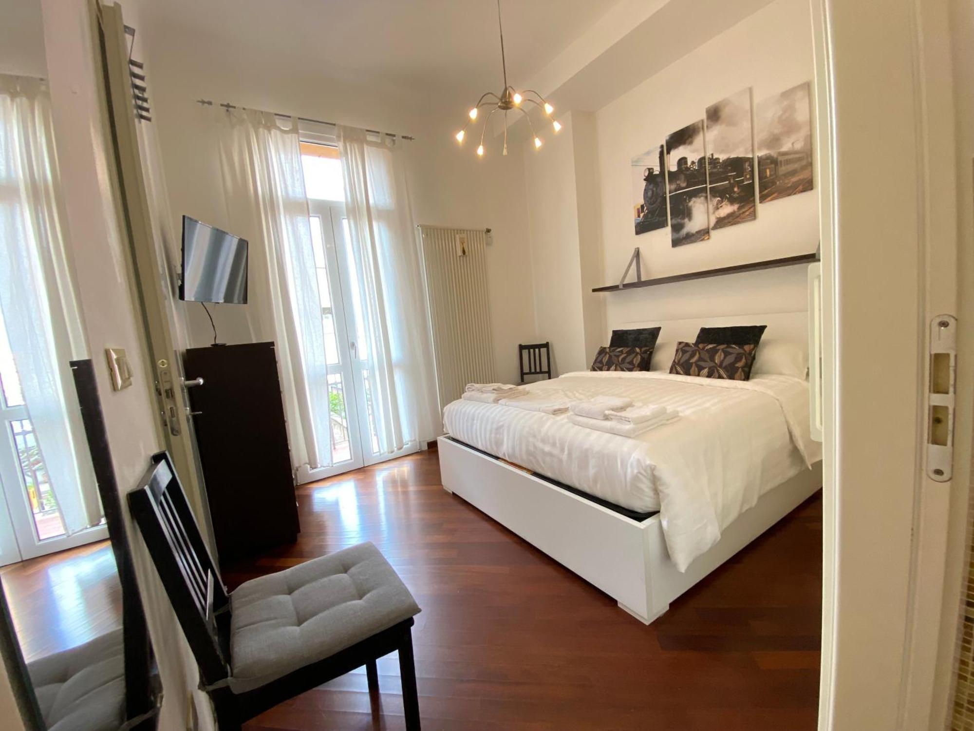Avantgard Rooms Western Station Bolonia Exterior foto