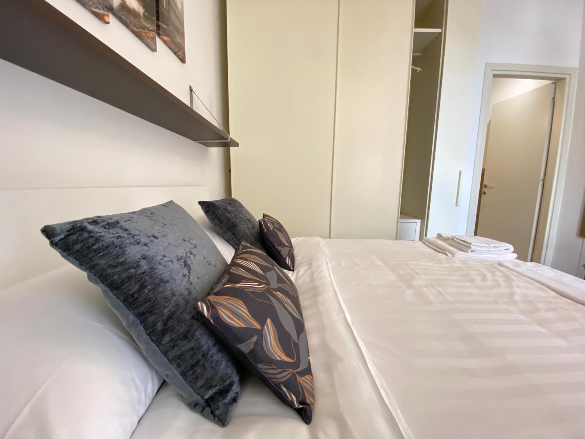 Avantgard Rooms Western Station Bolonia Exterior foto